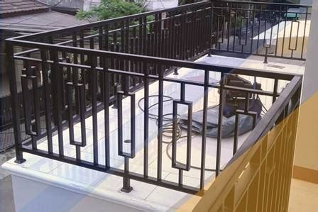 Jasa Pembuatan Railing Balkon Minimalis di Jogja Harga Murah dan